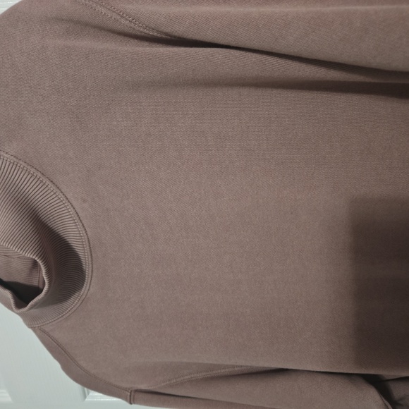 Patagonia, UNDER ARMOUR, ARIE - Picture 6 of 11